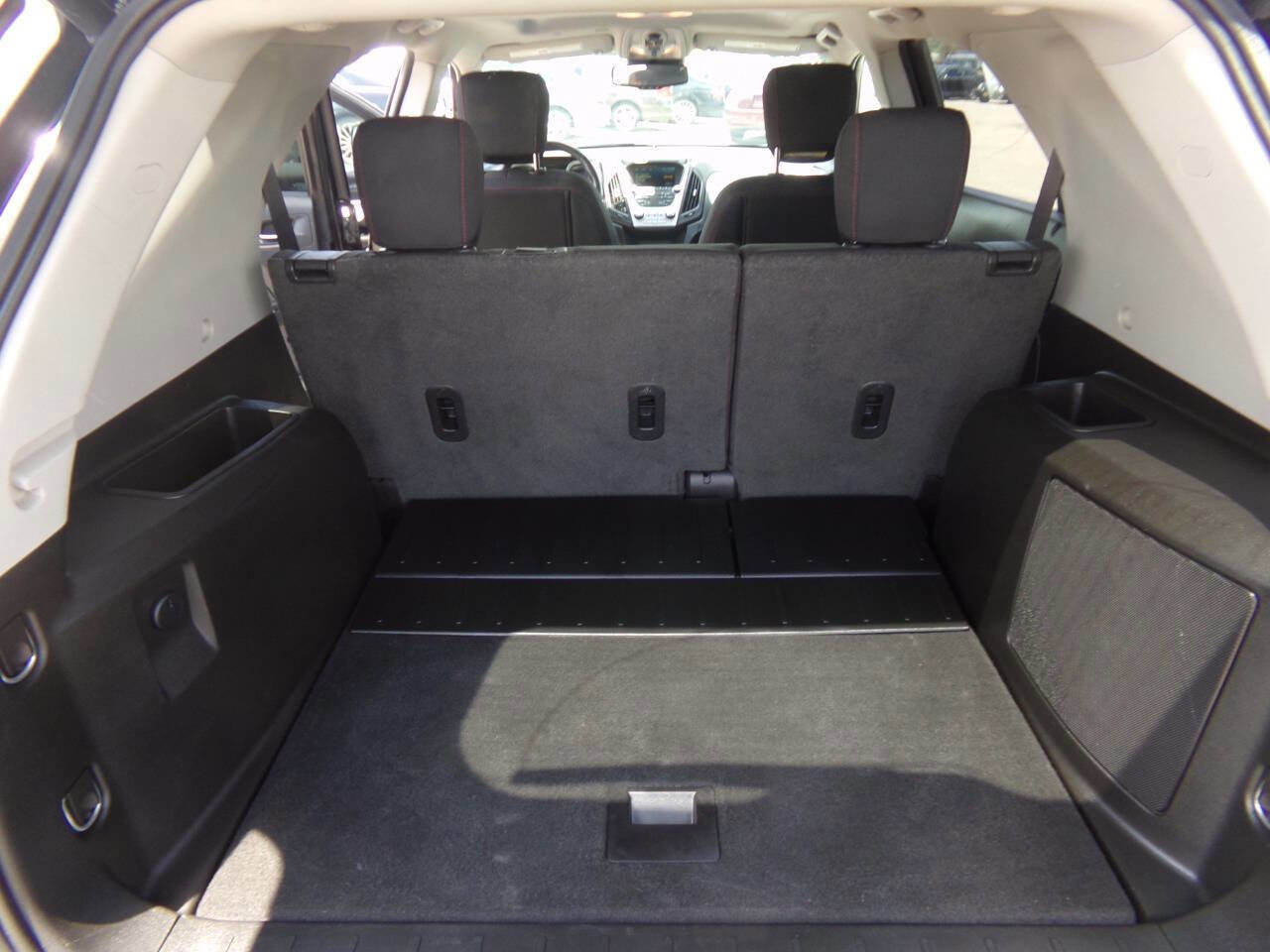 Used 2017 Chevrolet Equinox LT w/ Convenience Package image 14