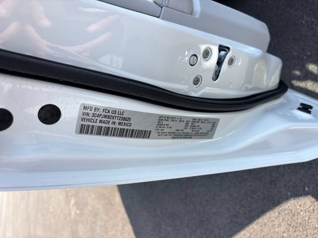 New 2026 Jeep Cherokee Laredo AWD/4WD image 32