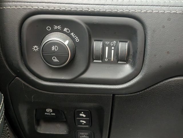 Used 2021 RAM 1500 Limited w/ Night Edition AWD/4WD image 15
