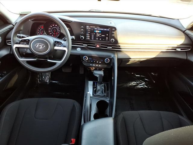 Used 2021 Hyundai Elantra SEL FWD image 18
