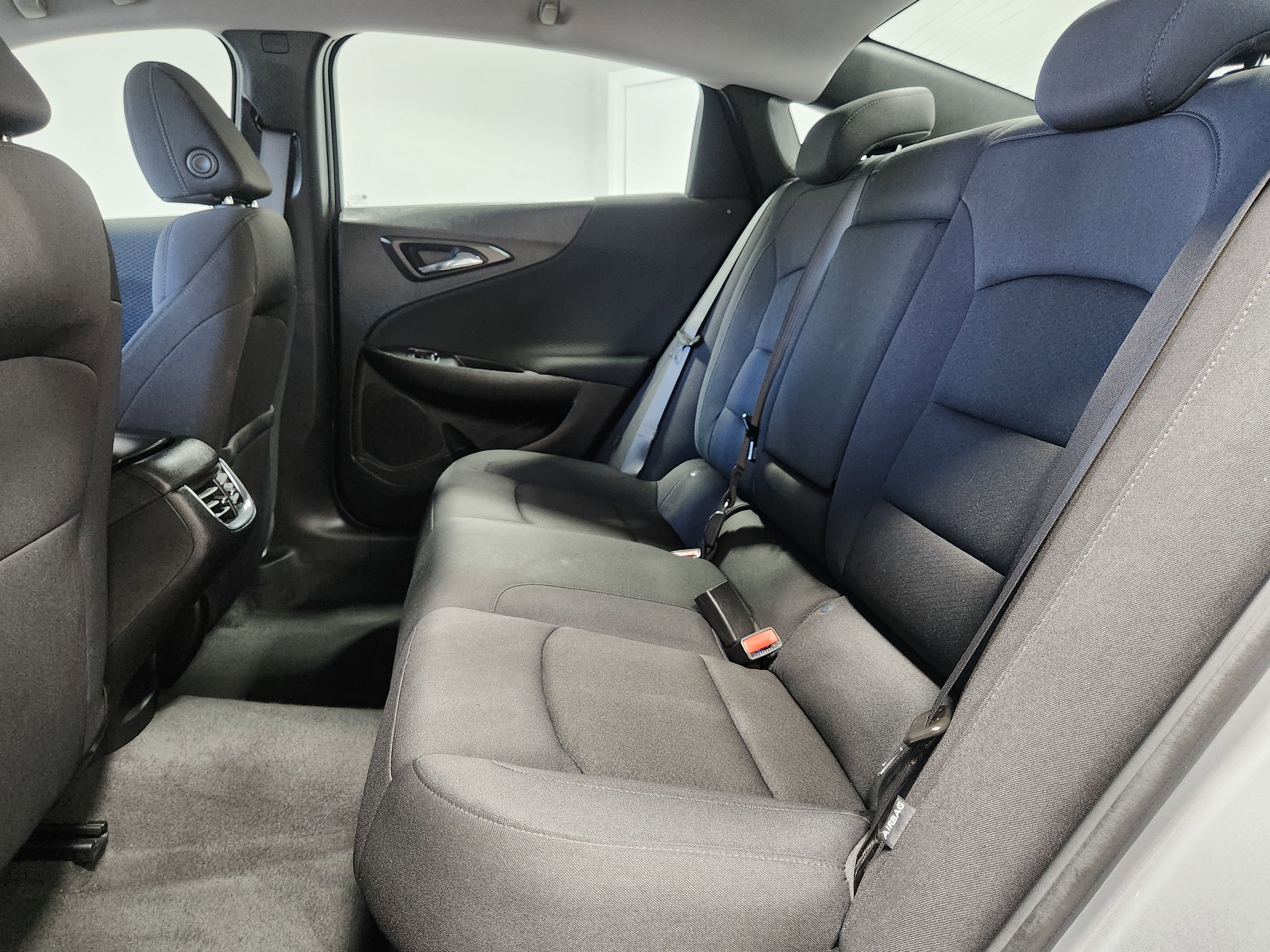 Used 2023 Chevrolet Malibu LT FWD image 13