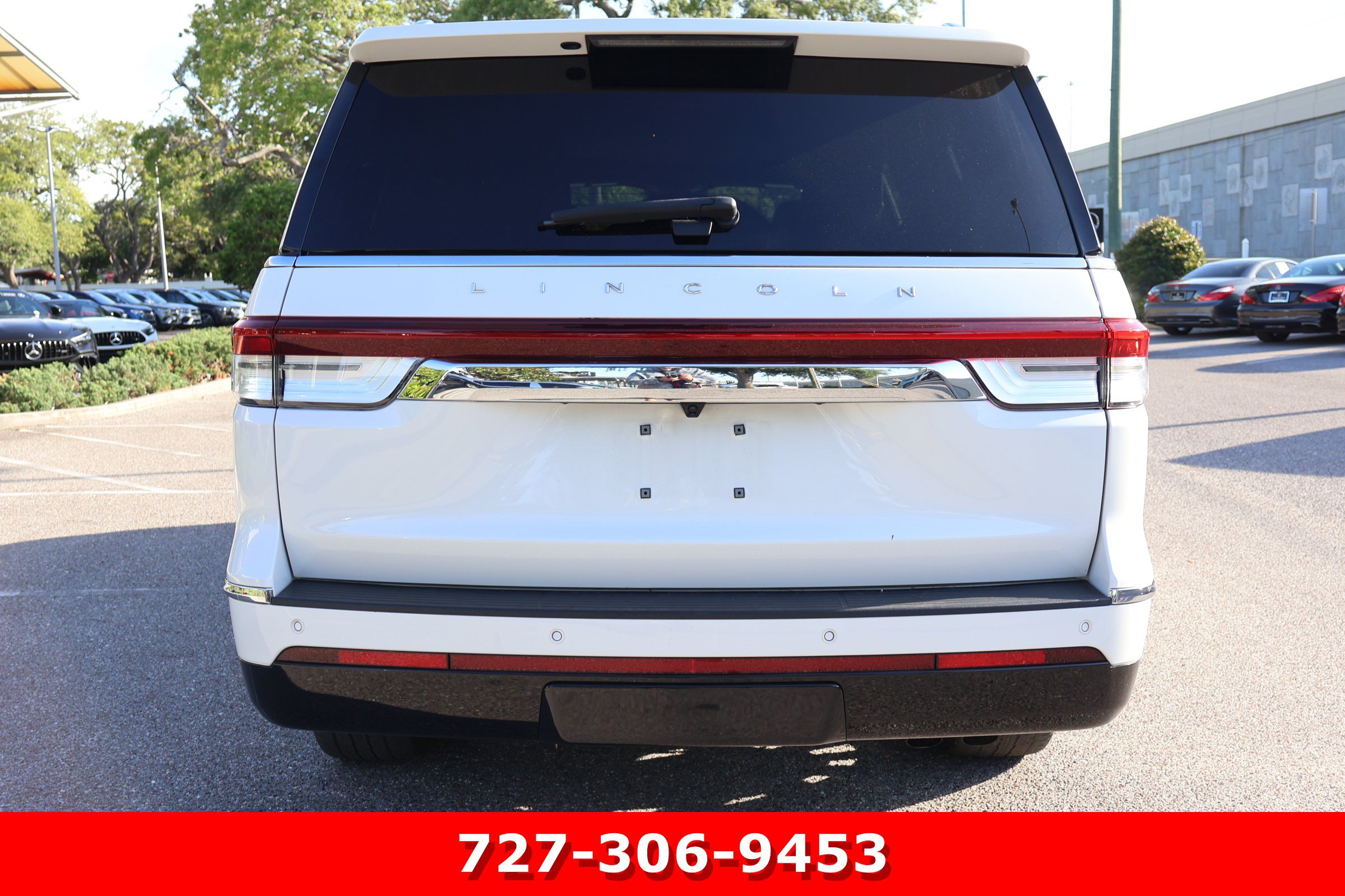 Used 2023 Lincoln Navigator L Reserve RWD image 8
