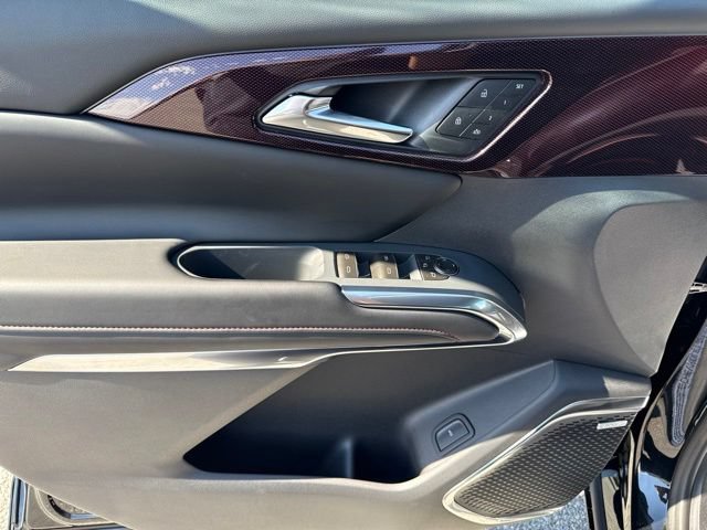 New 2027 Chevrolet Traverse RS w/ LPO, Floor Liner Package AWD/4WD image 11