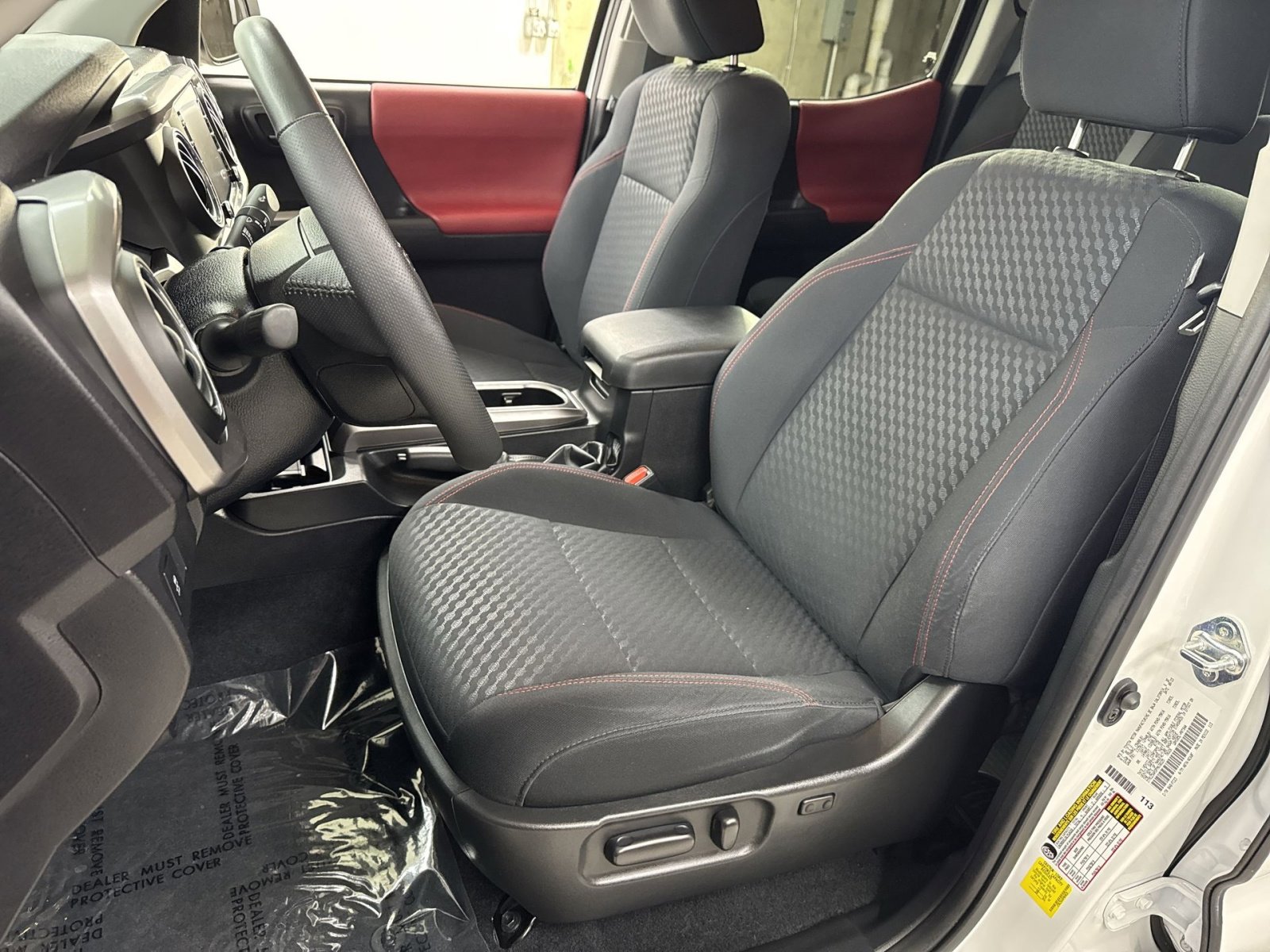 Used 2023 Toyota Tacoma SR5 AWD/4WD image 25