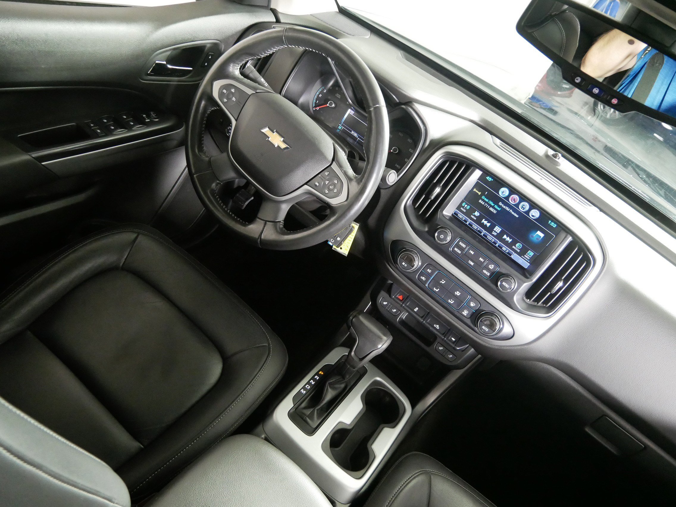 Used 2016 Chevrolet Colorado LT w/ Midnight Edition image 9