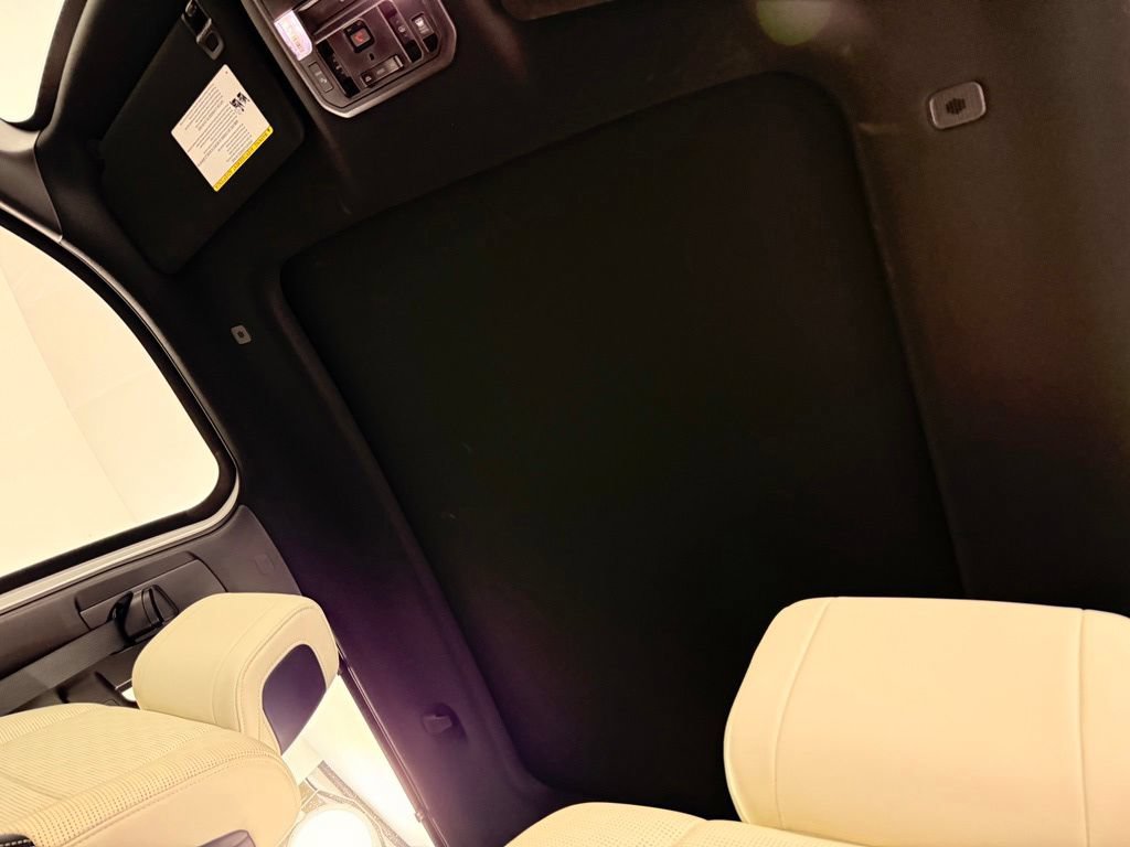 Certified 2025 Toyota Tundra Capstone AWD/4WD image 34