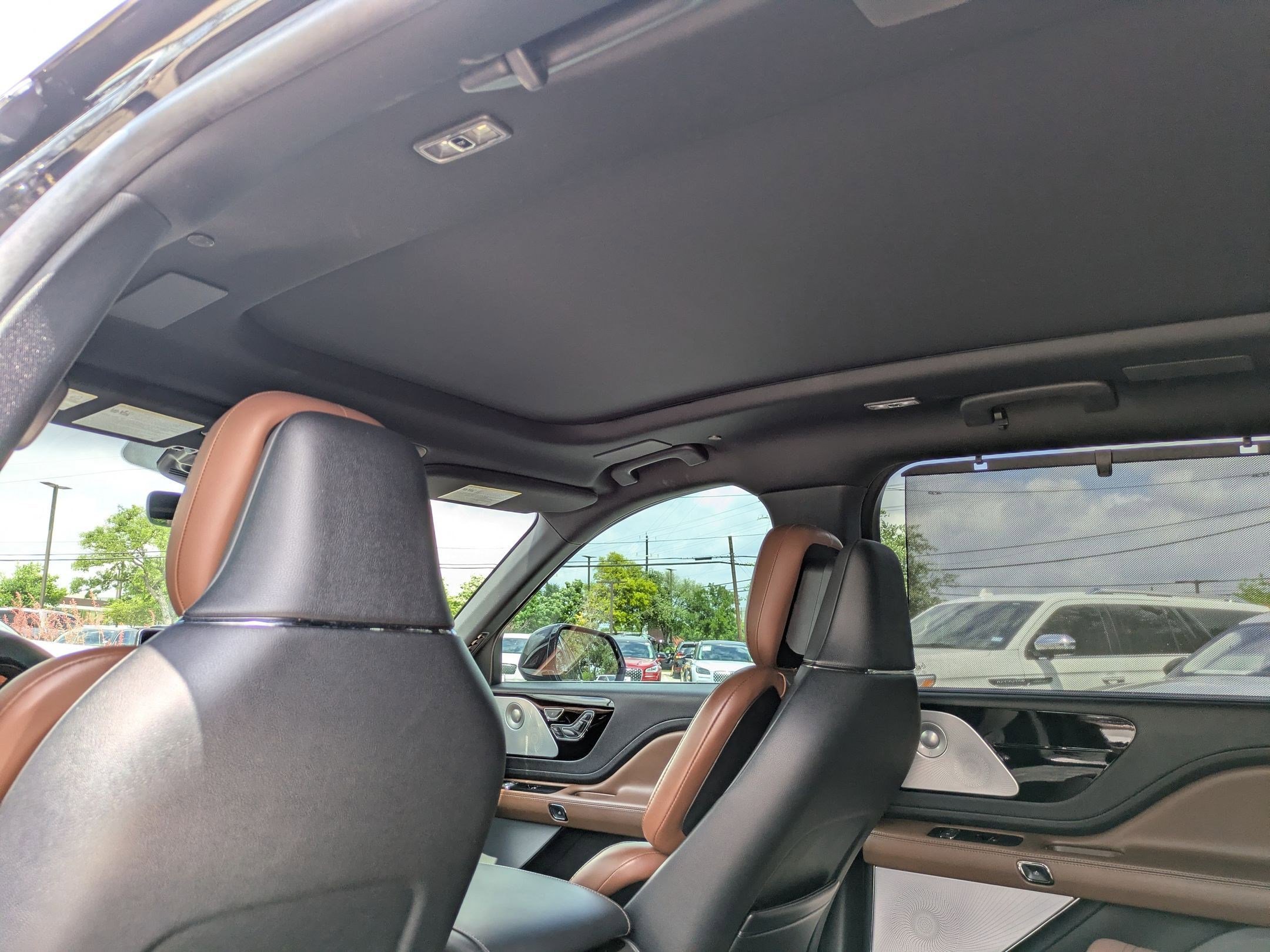 Used 2021 Lincoln Aviator Reserve w/ Equipment Group 208A image 23