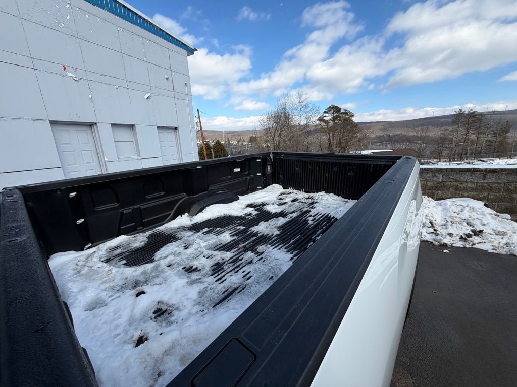 Used 2025 Chevrolet Silverado 2500 LT w/ Convenience Package image 11