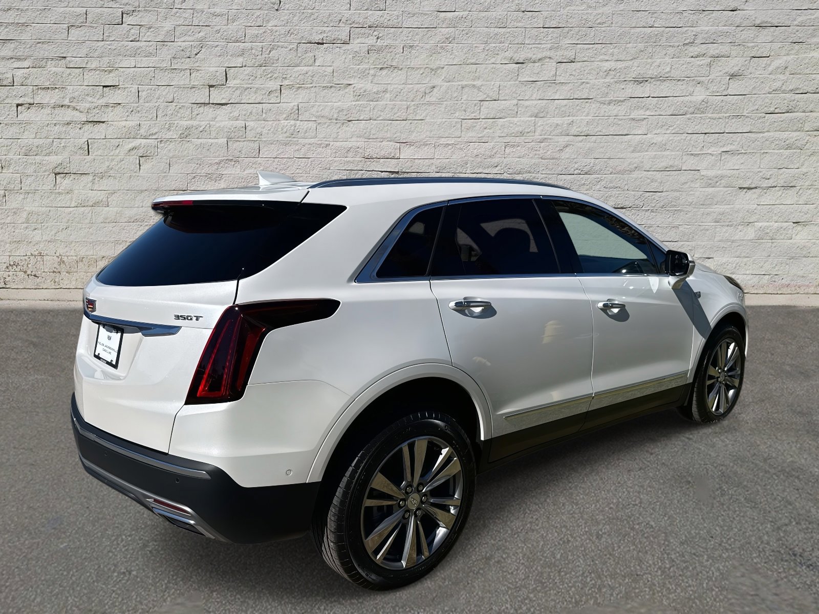 New 2026 Cadillac XT5 Premium Luxury w/ Driver Assist Package image 5
