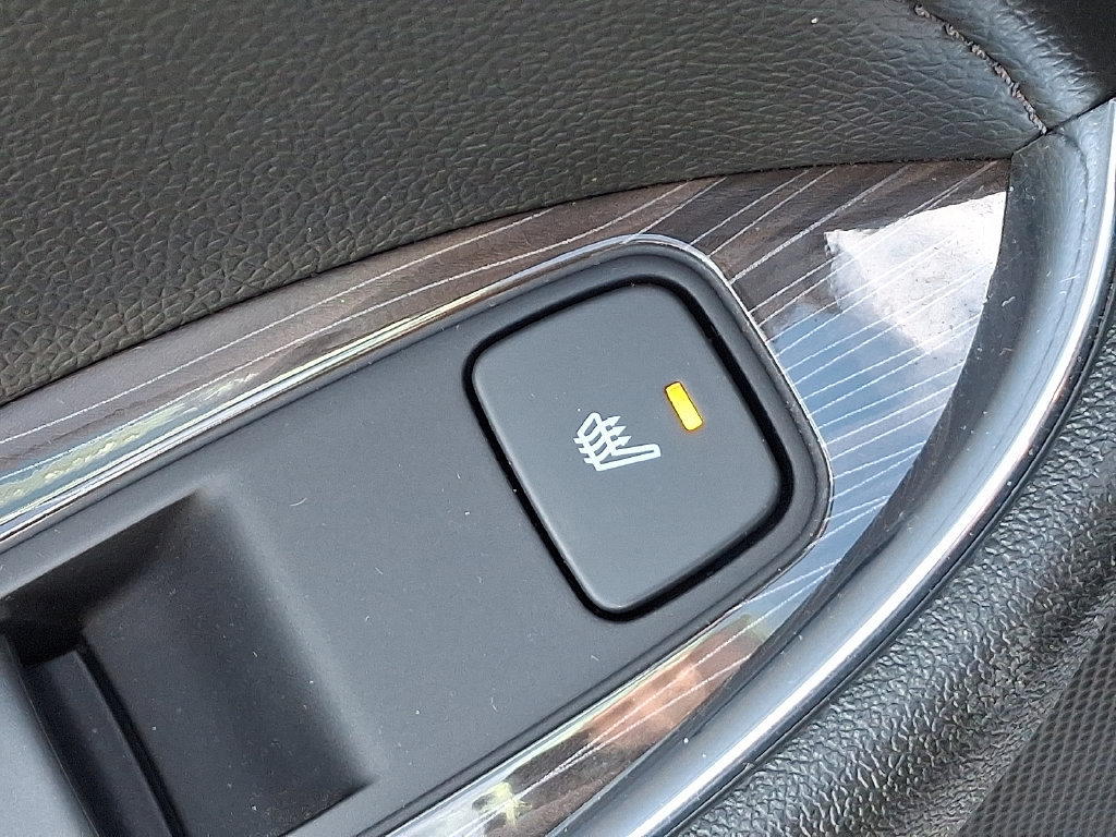 Certified 2020 Chevrolet Malibu Premier FWD image 13