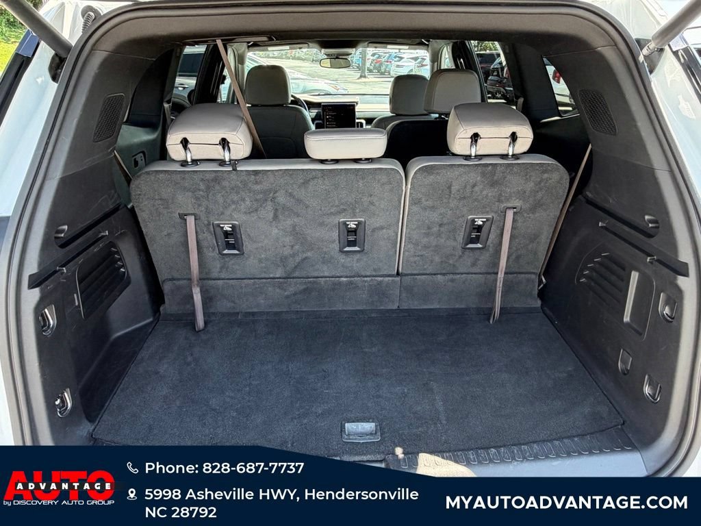 Used 2024 GMC Acadia Elevation AWD/4WD image 28