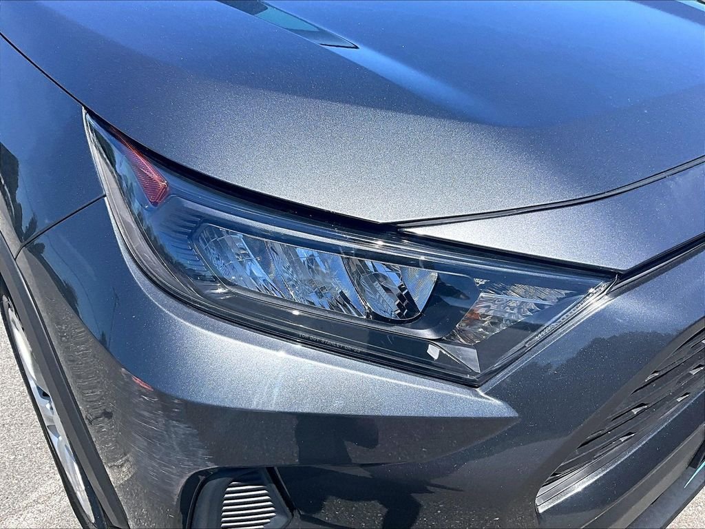 Used 2020 Toyota RAV4 LE w/ All Weather Liner Package AWD/4WD image 32