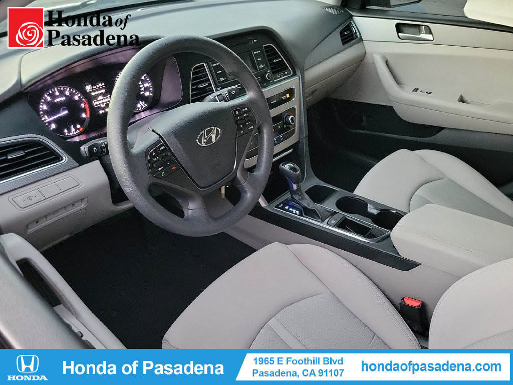 Used 2015 Hyundai Sonata SE FWD image 9