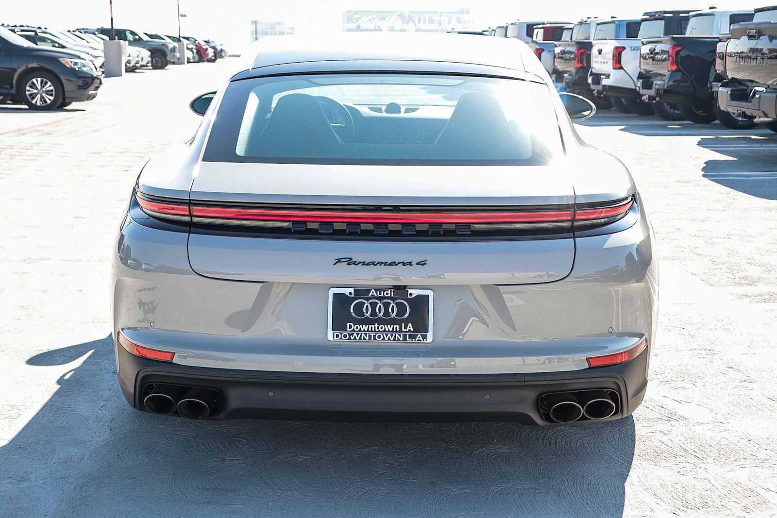 Used 2025 Porsche Panamera 4 image 8