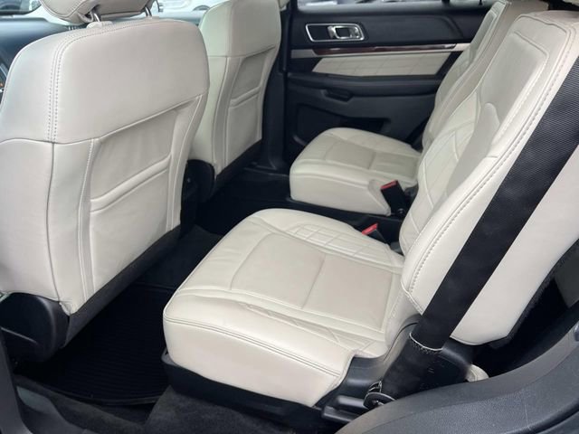 Used 2016 Ford Explorer Platinum AWD/4WD image 13