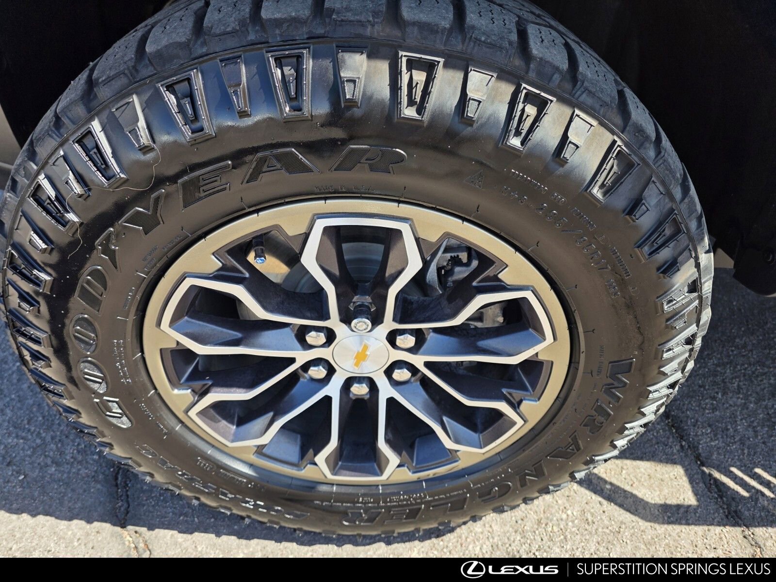 Used 2022 Chevrolet Colorado ZR2 AWD/4WD image 10