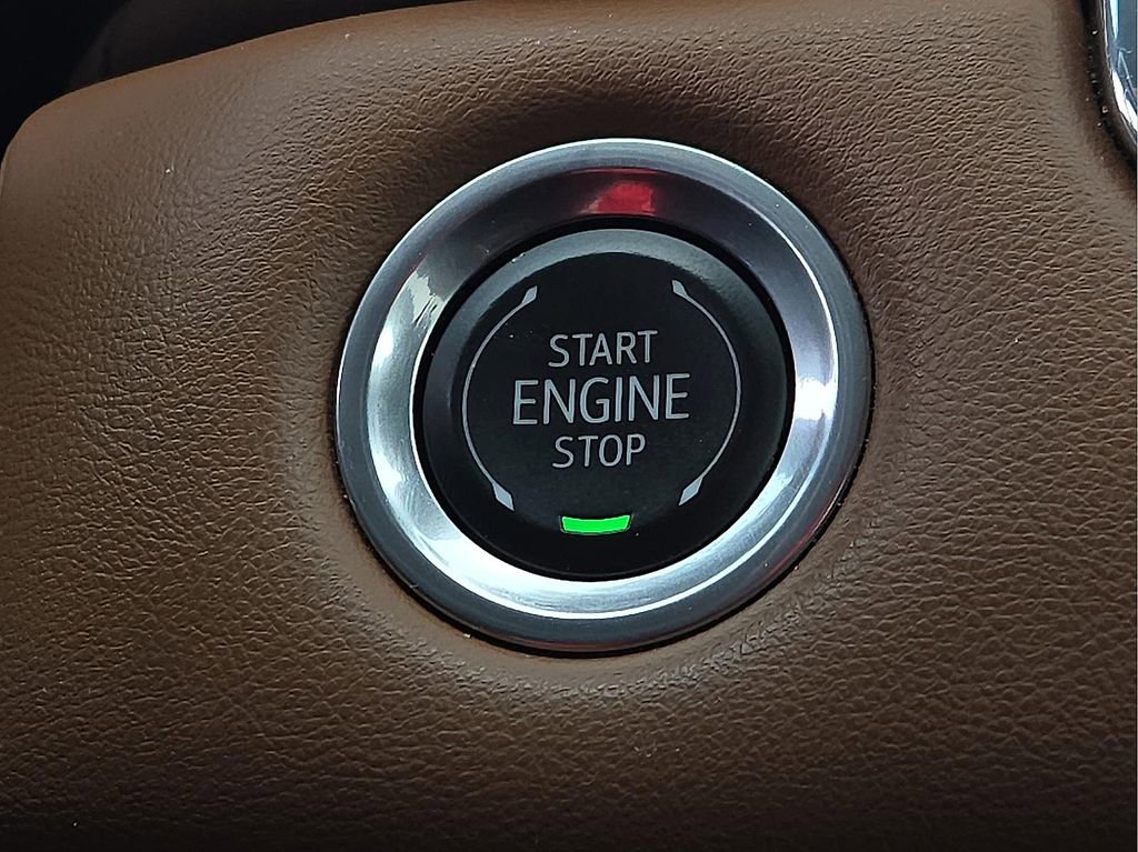 Used 2024 GMC Canyon AT4 w/ AT4 Premium Package image 16