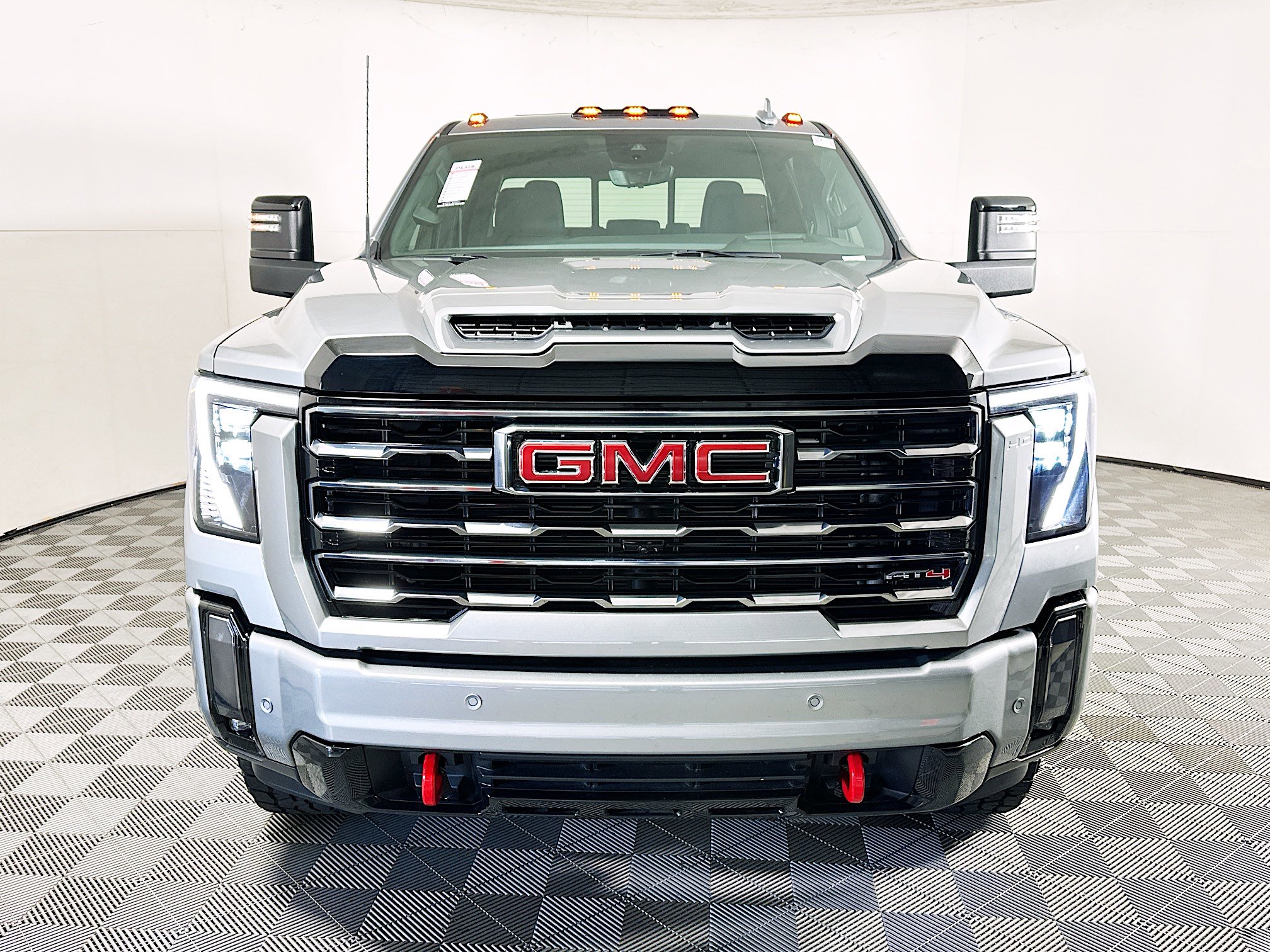 Used 2024 GMC Sierra 2500 AT4 w/ AT4 Premium Plus Package image 8