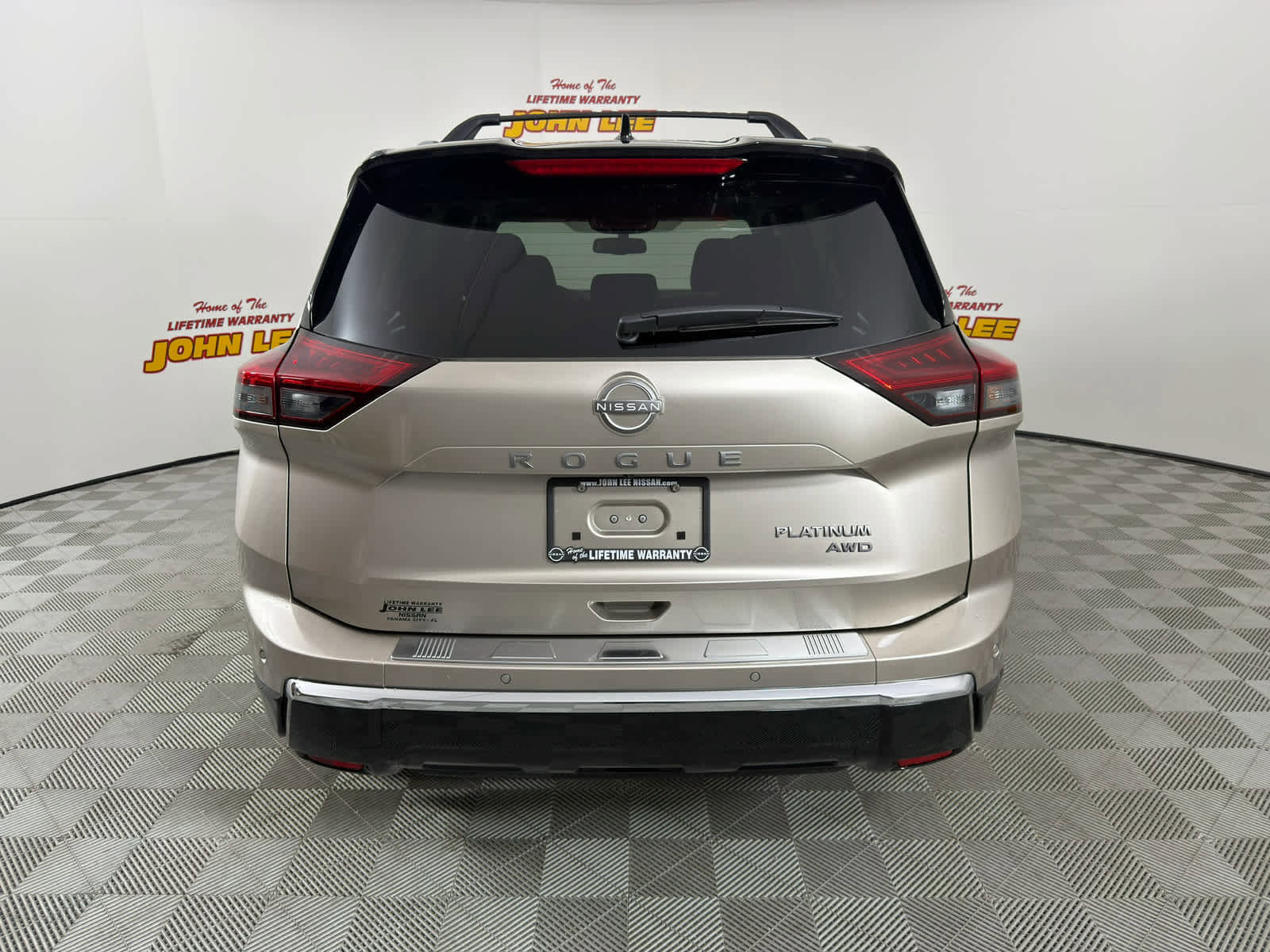 New 2026 Nissan Rogue Platinum image 4