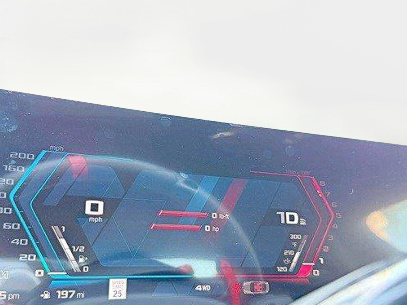 Used 2025 BMW M4 xDrive Competition w/ Executive Package image 21