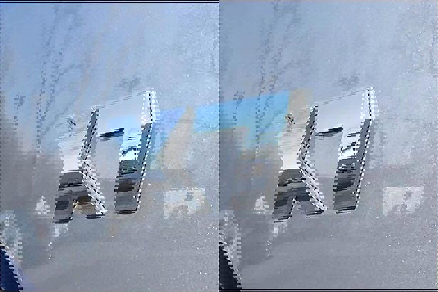 Used 2025 BMW X7 M60i image 33