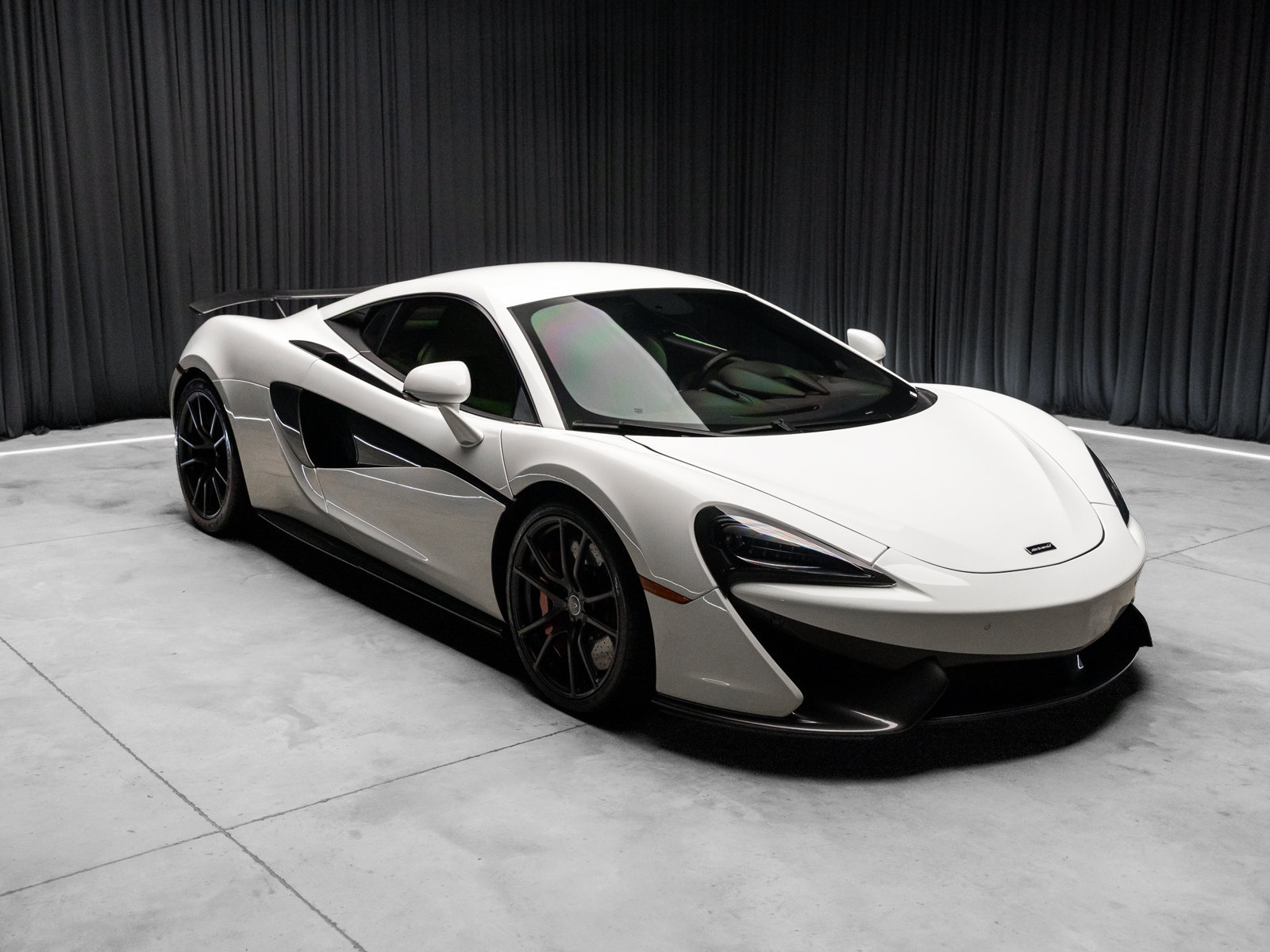 Used 2016 McLaren 570S Coupe RWD image 19