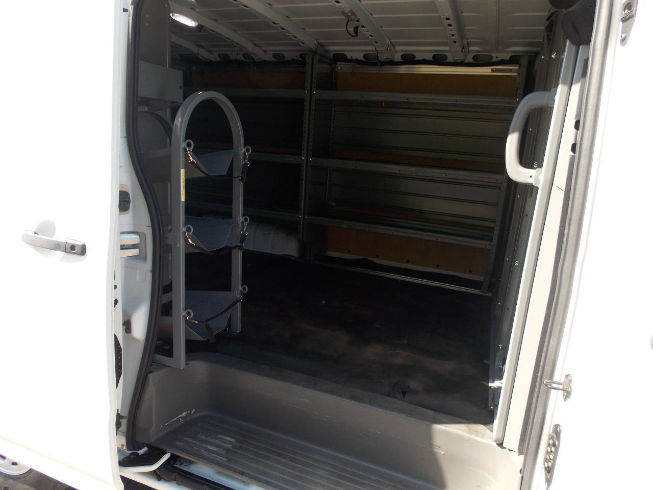 Used 2021 Nissan NV 2500 SV RWD image 10