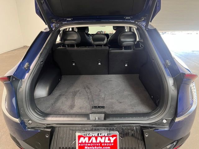 Used 2022 Kia EV6 Wind image 17