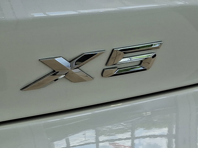 Certified 2024 BMW X5 xDrive40i w/ Premium Package image 36