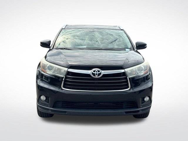 Used 2015 Toyota Highlander XLE AWD/4WD image 10
