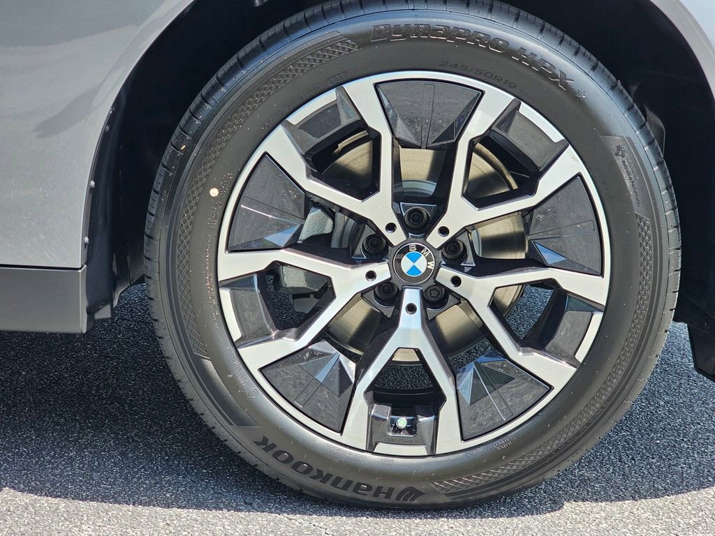 Used 2026 BMW X3 xDrive30 w/ Premium Package image 13