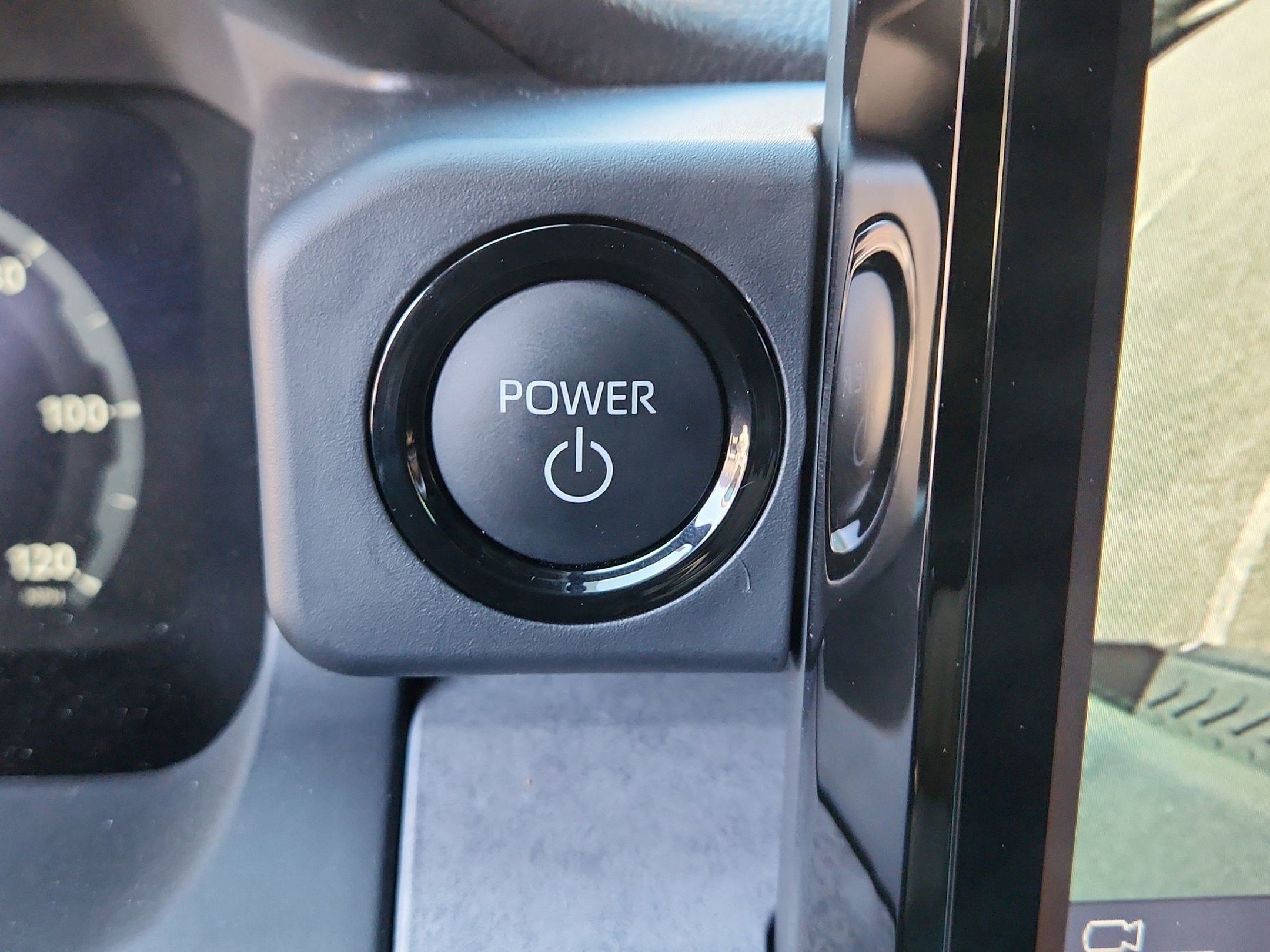 Used 2024 Toyota Tacoma 4x4 Double Cab Hybrid image 29