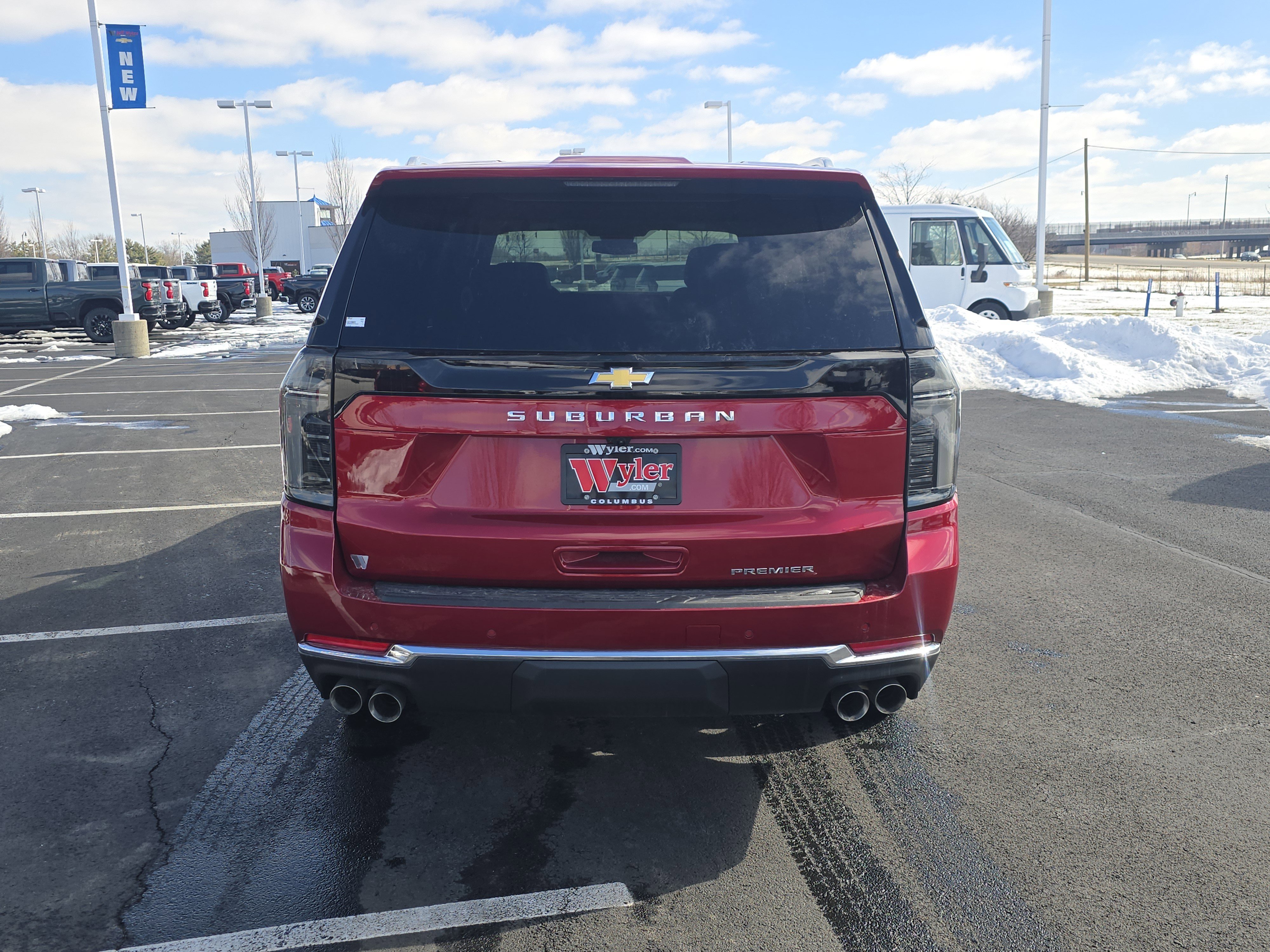 New 2025 Chevrolet Suburban Premier image 5