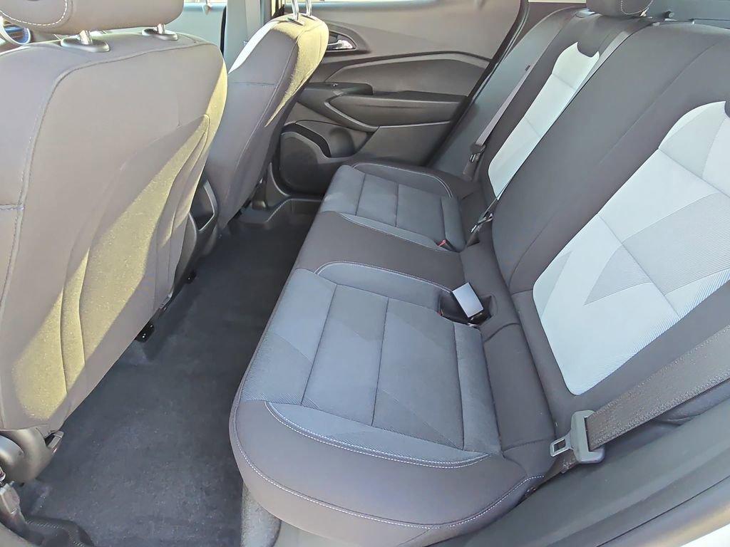 Used 2026 Chevrolet Trax LS w/ Driver Confidence Package FWD image 14