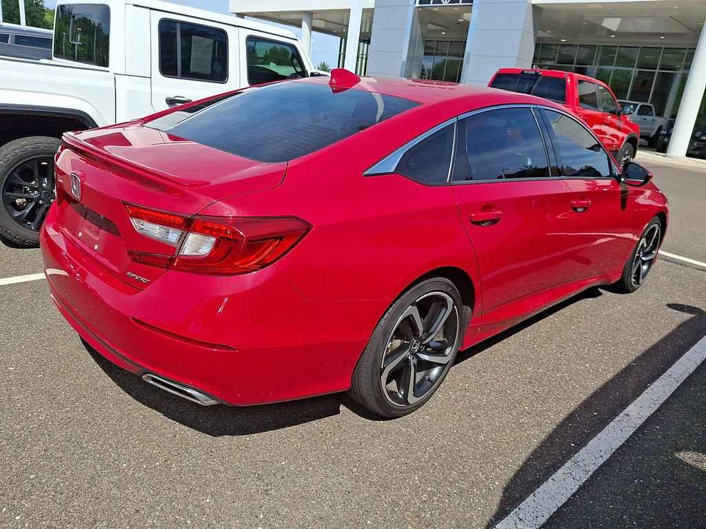 Used 2018 Honda Accord Sport image 5