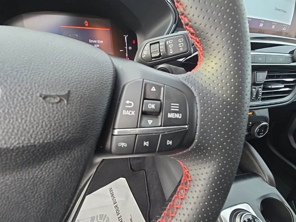 Used 2025 Ford Escape ST-Line FWD image 16