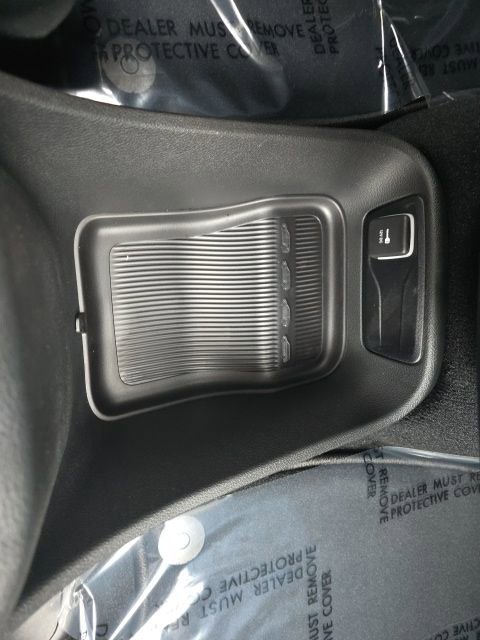 New 2026 Chrysler Pacifica Select image 16