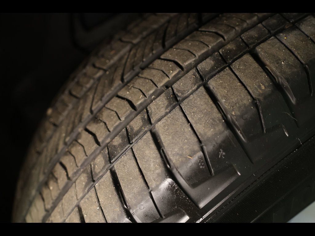 Used 2023 Jeep Grand Cherokee Laredo X image 20