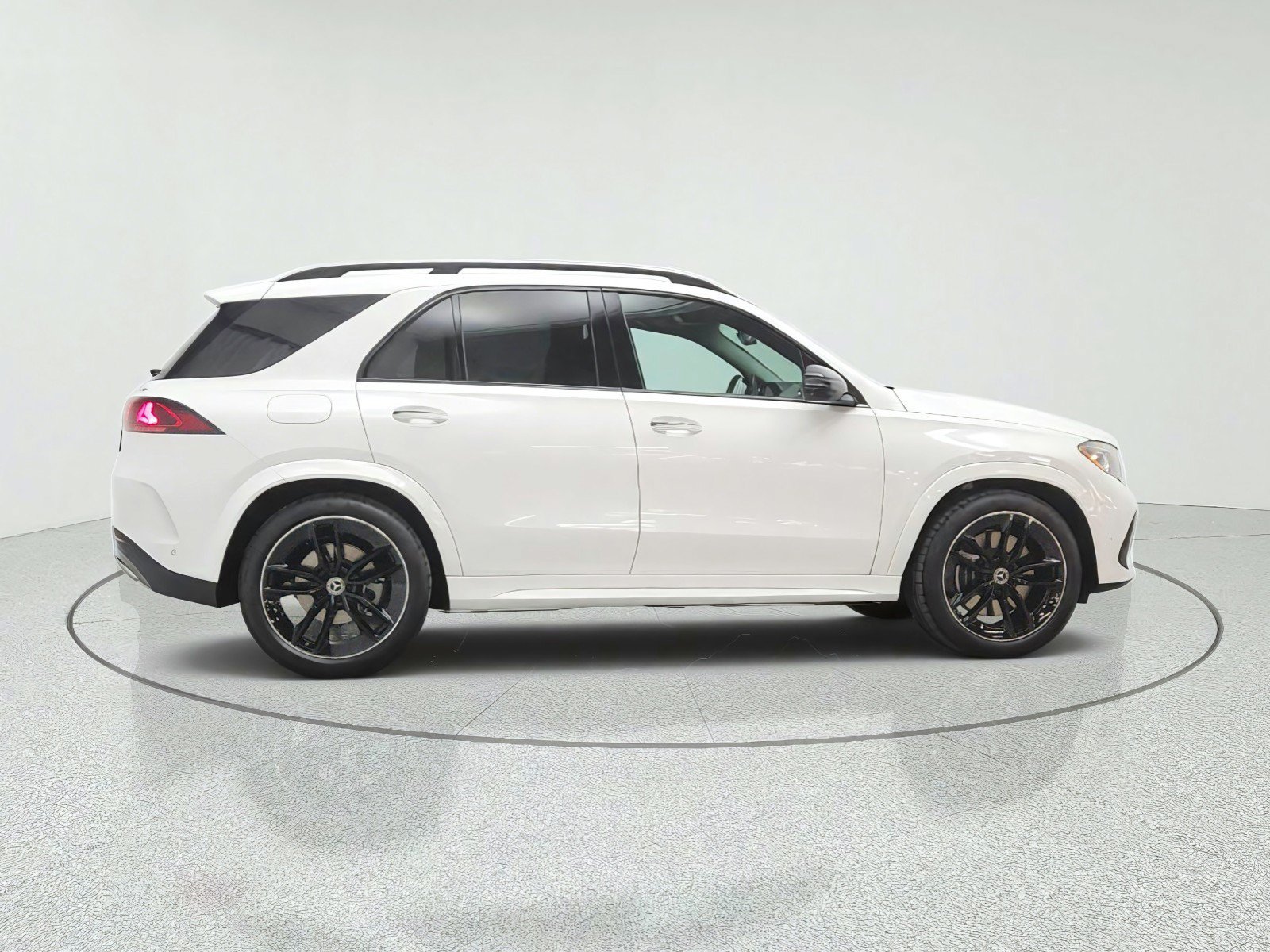 New 2027 Mercedes-Benz GLE 450 4MATIC image 4