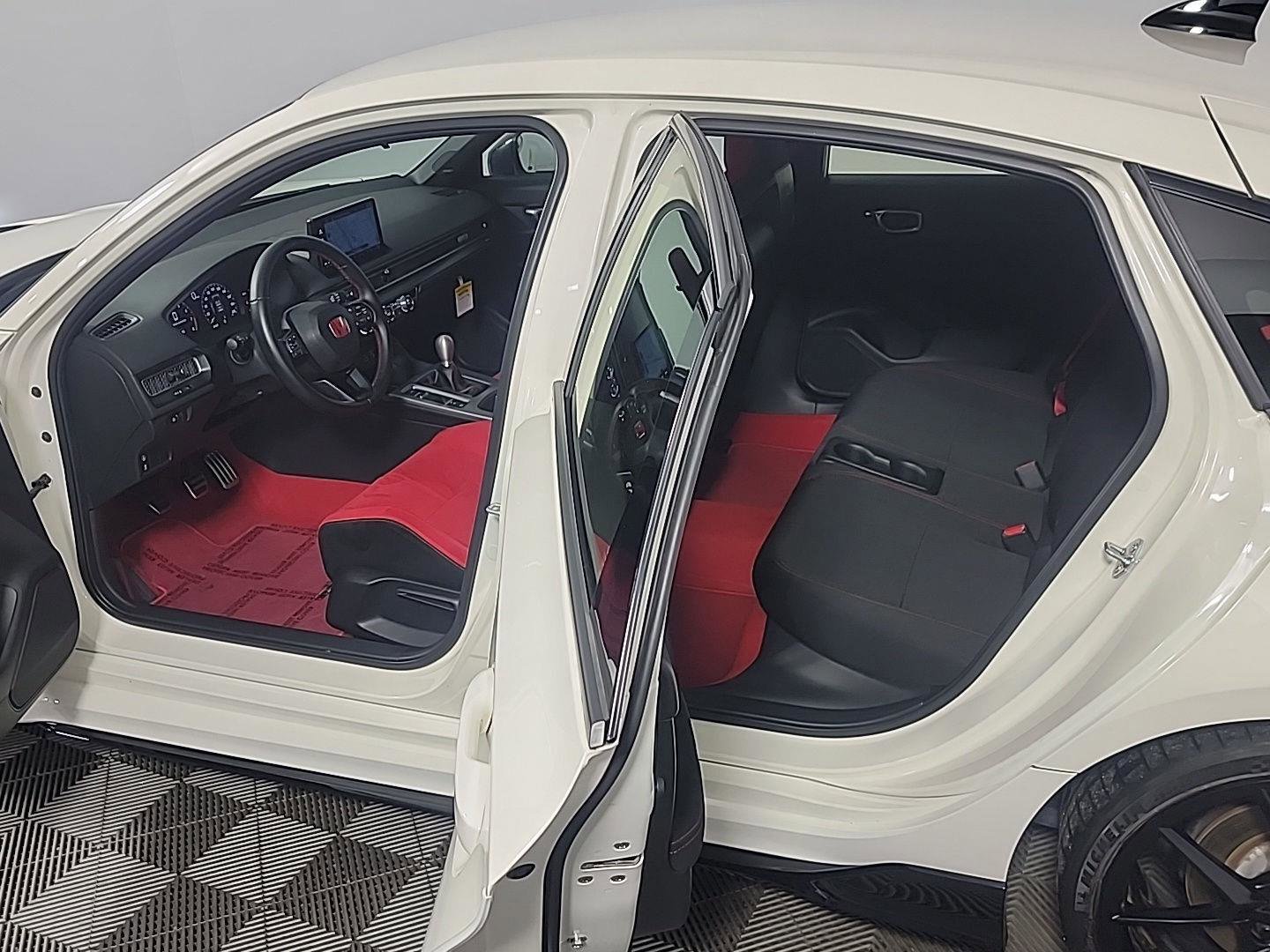 Certified 2023 Honda Civic Type R image 16