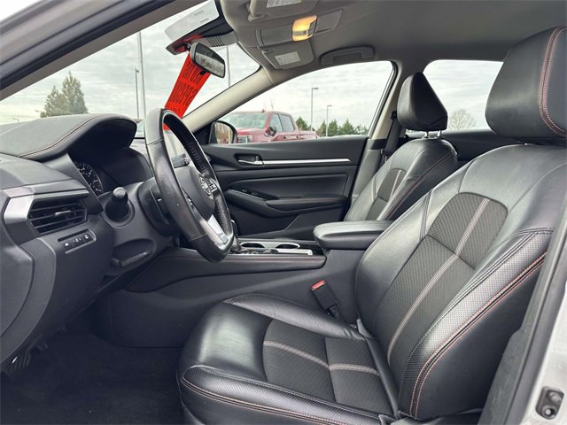 Used 2024 Nissan Altima 2.5 SR image 16