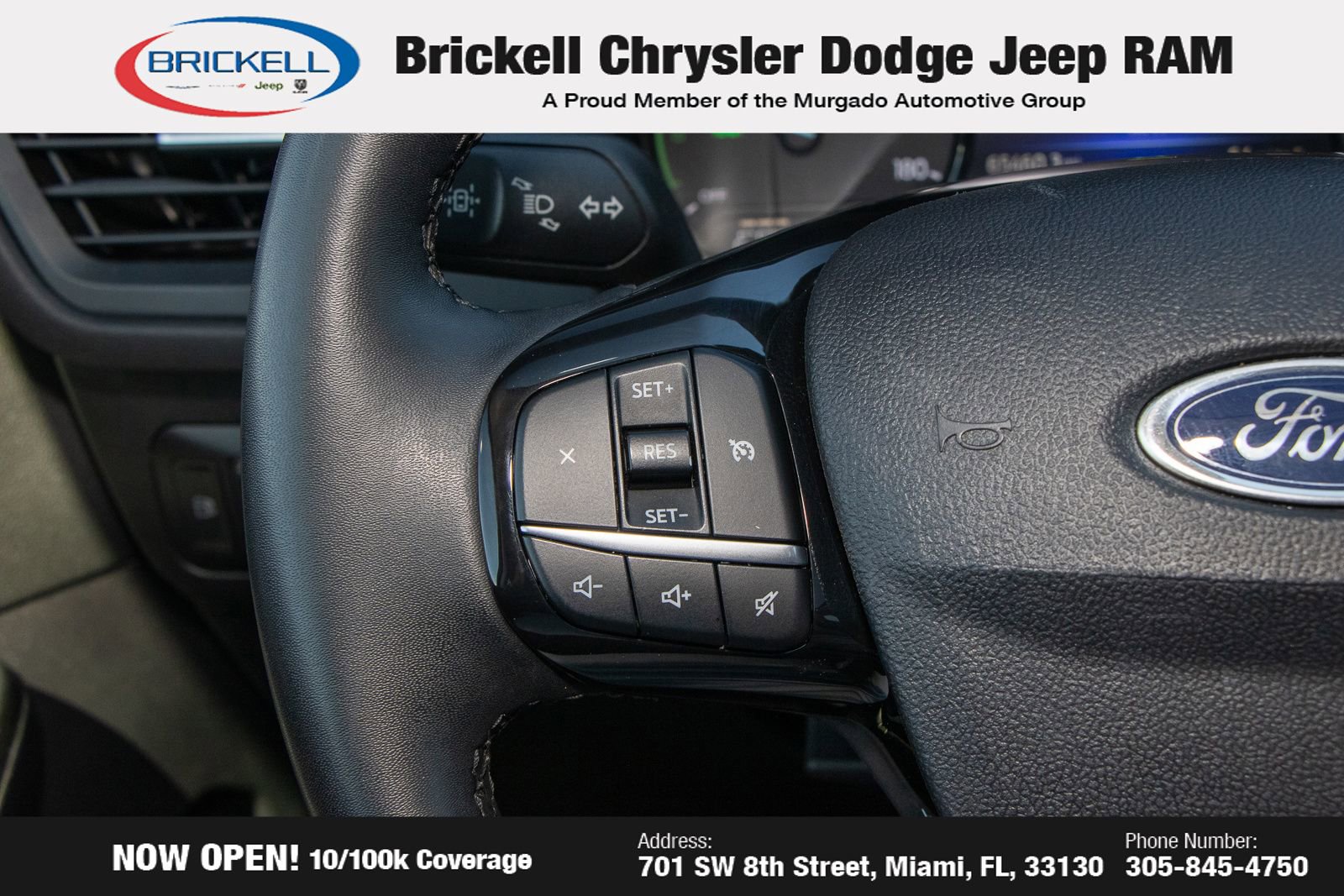 Used 2022 Ford Escape SE w/ SE Sport Appearance Package image 29