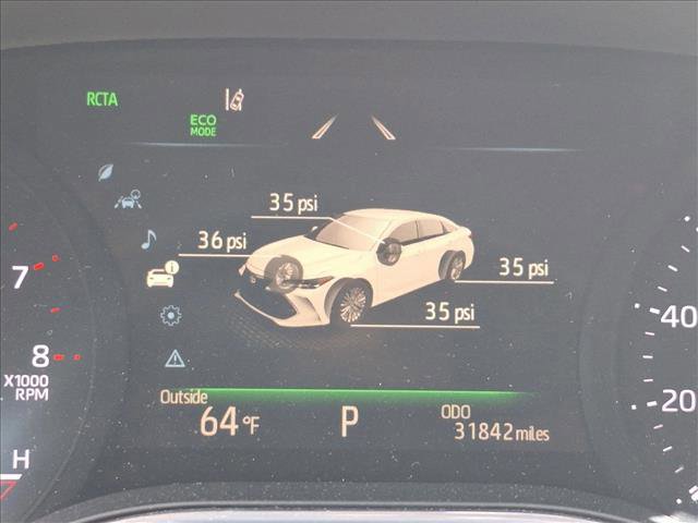 Used 2019 Toyota Avalon XLE w/ Moonroof Package FWD image 12