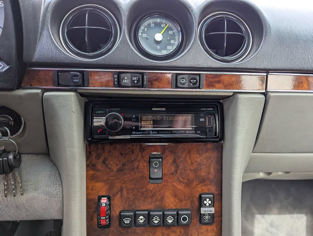 Used 1987 Mercedes-Benz 560 SL image 26