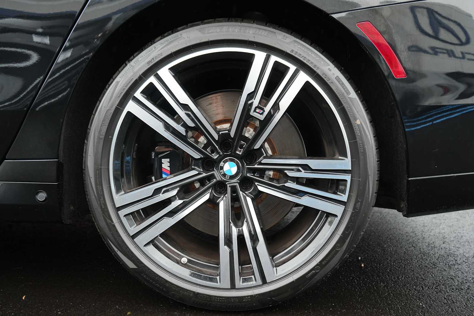Used 2024 BMW 760i xDrive w/ Executive Package AWD/4WD image 11