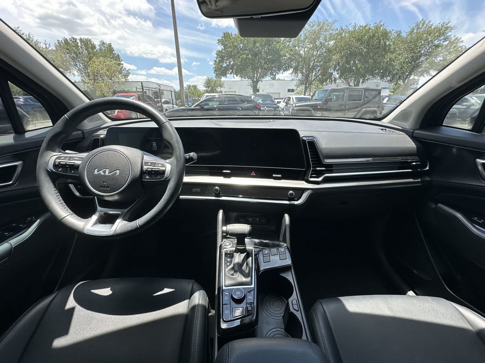Used 2024 Kia Sportage EX FWD image 19