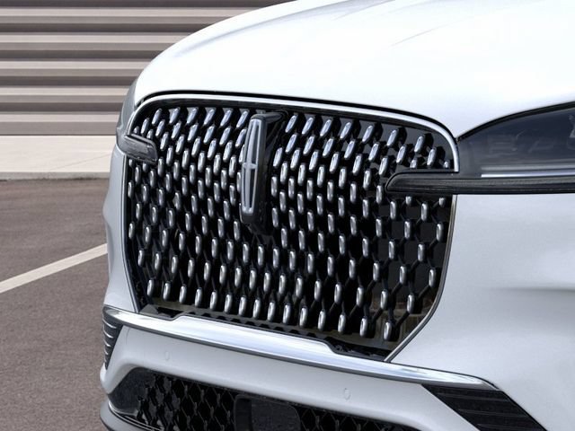 New 2026 Lincoln Aviator Reserve w/ Luxury Package RWD image 17