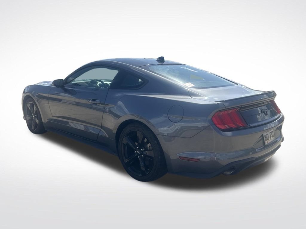 Used 2022 Ford Mustang Coupe w/ Black Accent Package RWD image 5