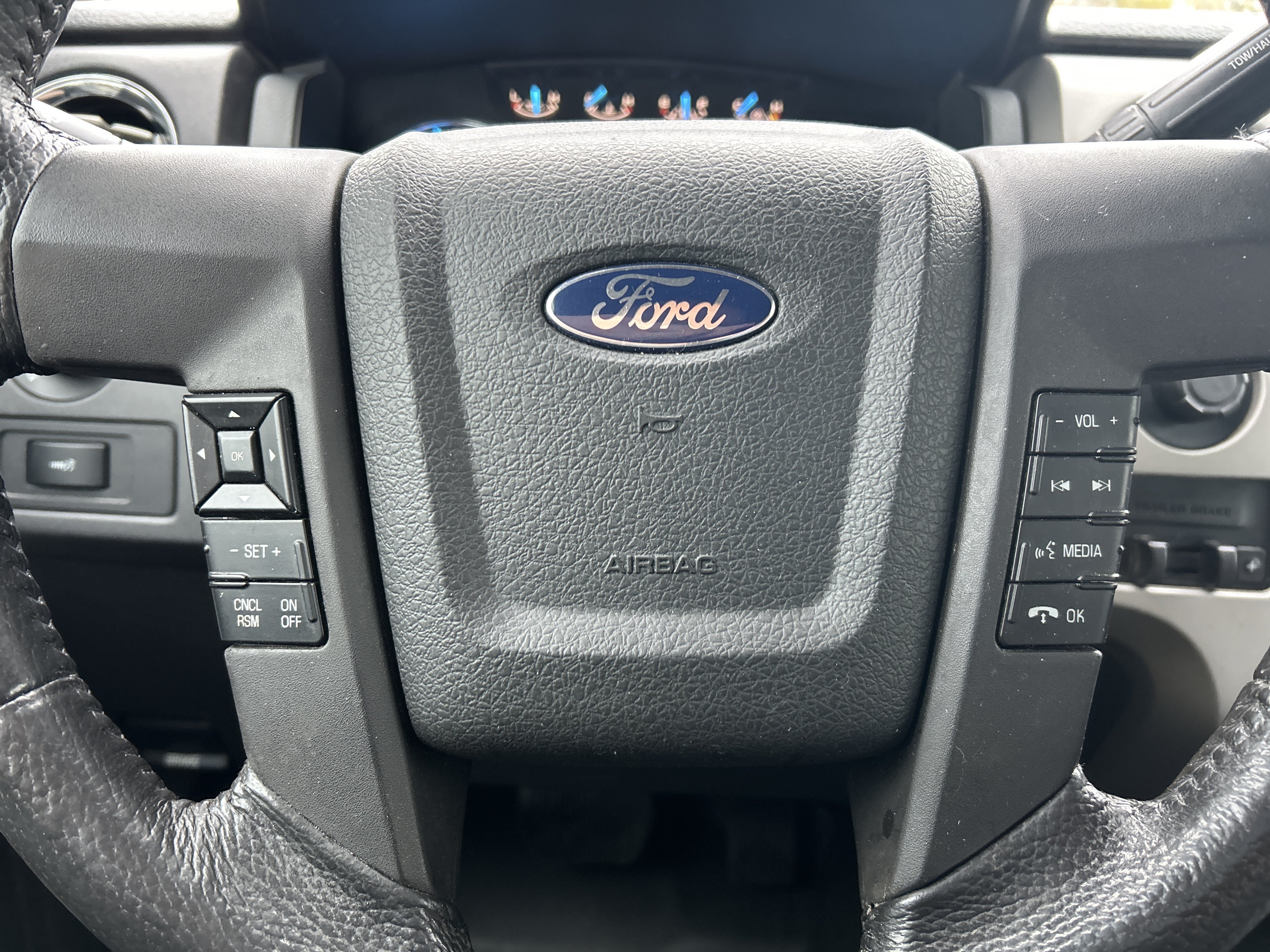 Used 2011 Ford F150 XLT w/ XLT Chrome Pkg AWD/4WD image 15