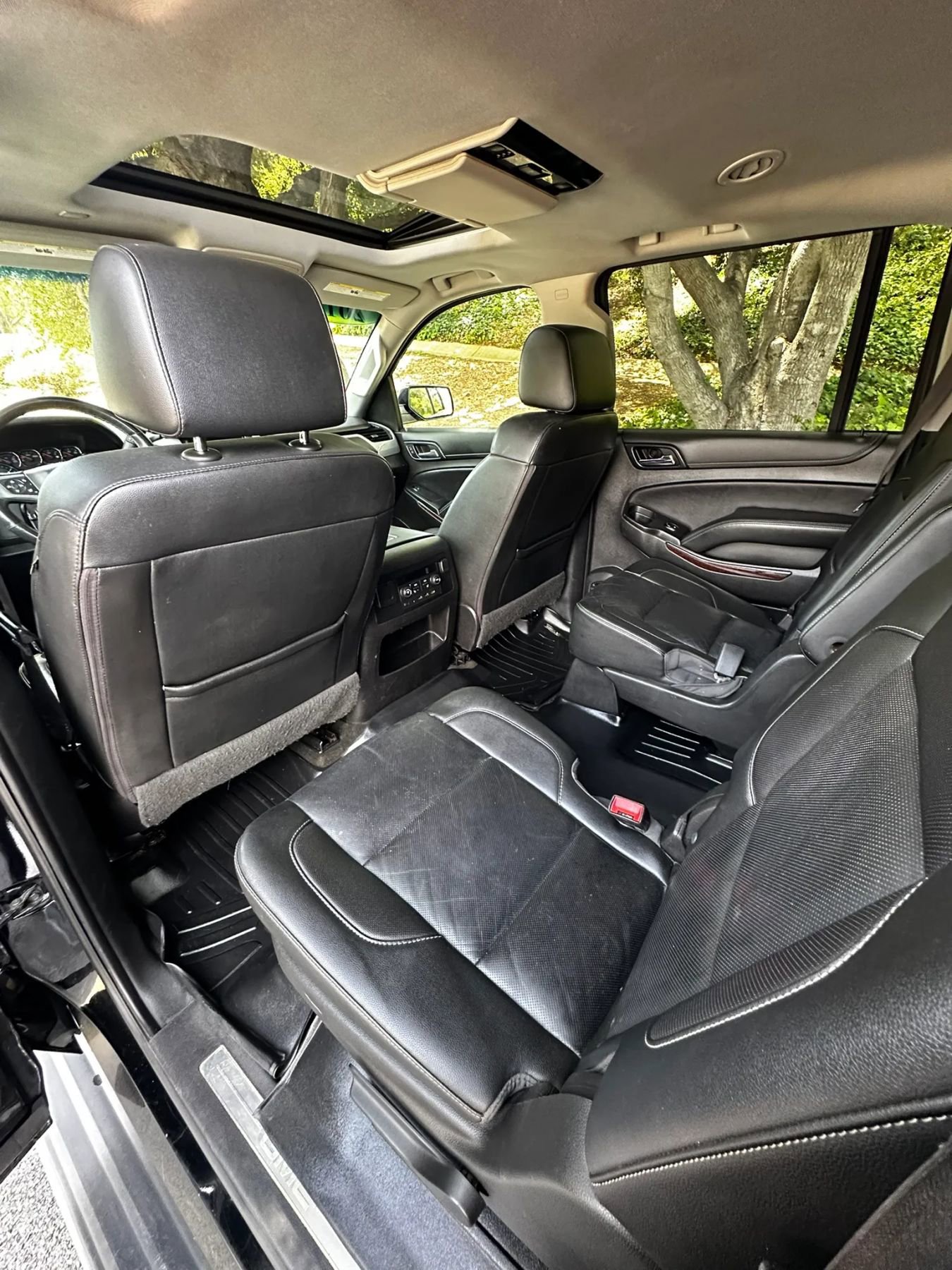 Used 2017 GMC Yukon XL SLT w/ Open Road Package RWD image 31